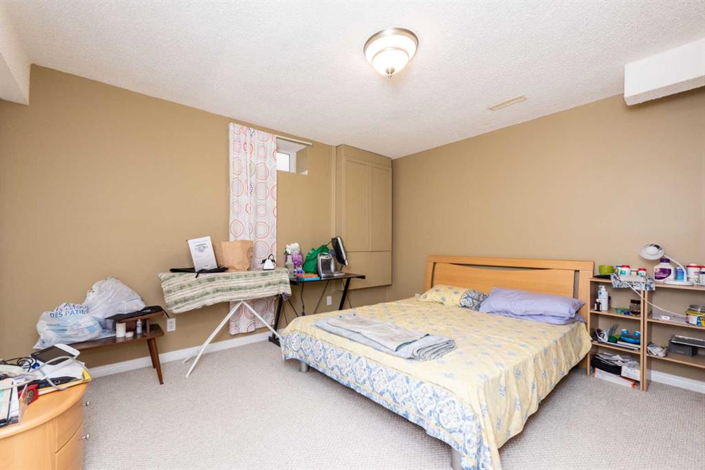 143 Panorama Hills Bay NW
