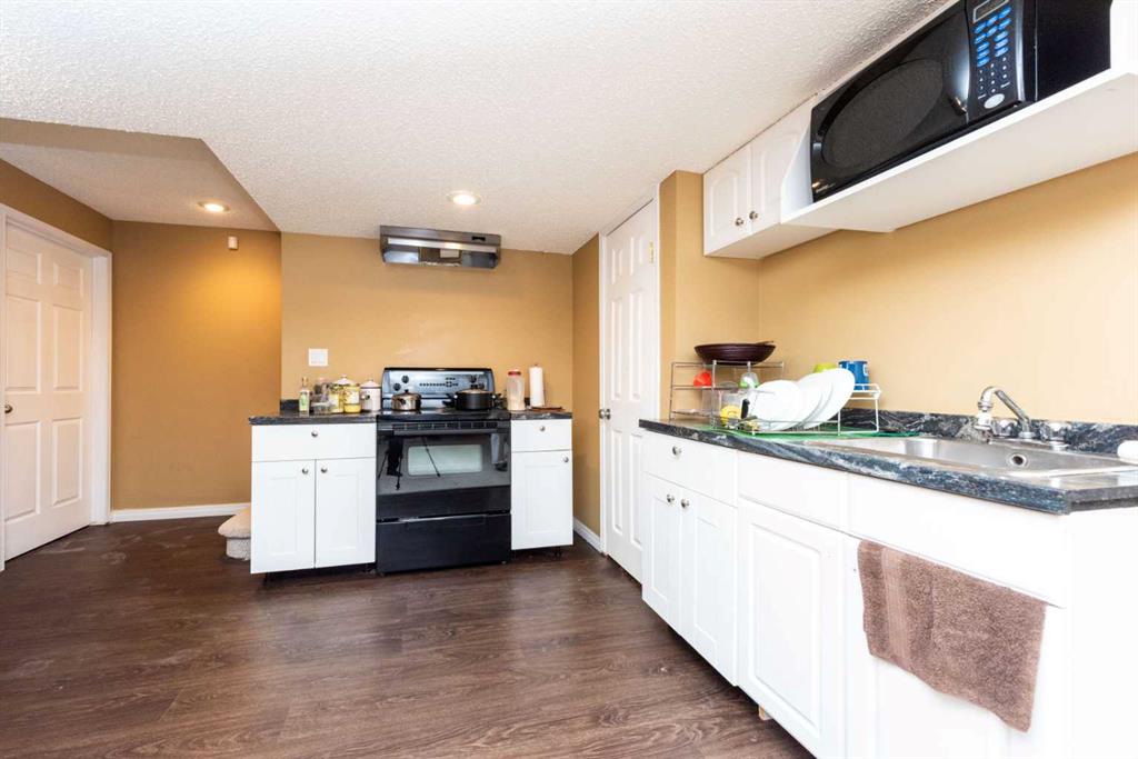 143 Panorama Hills Bay NW