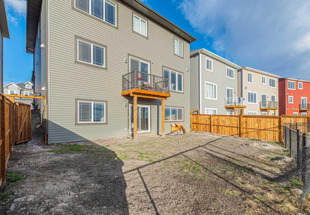 106 Cityspring Manor NE