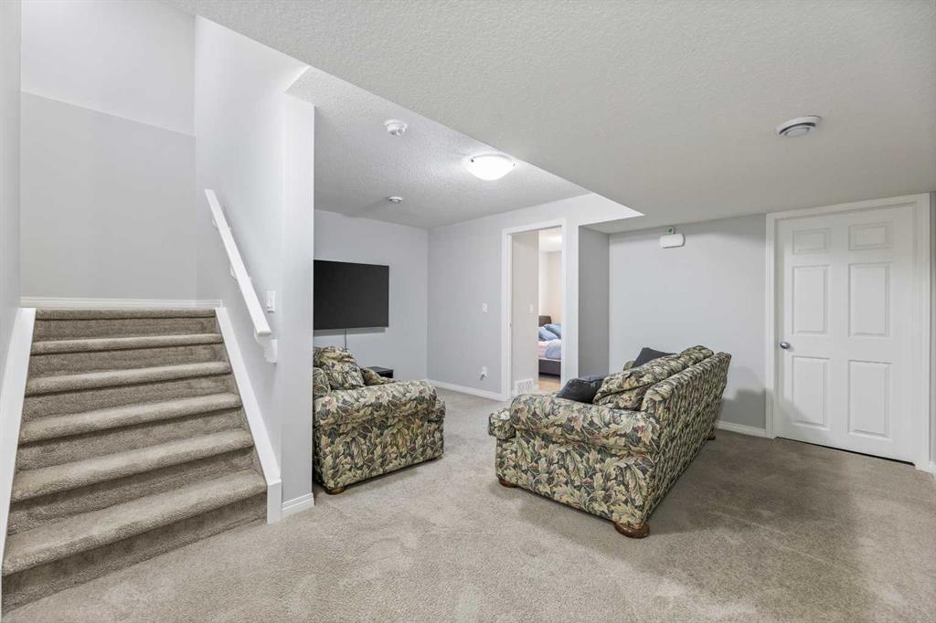 25 Legacy Glen Street SE