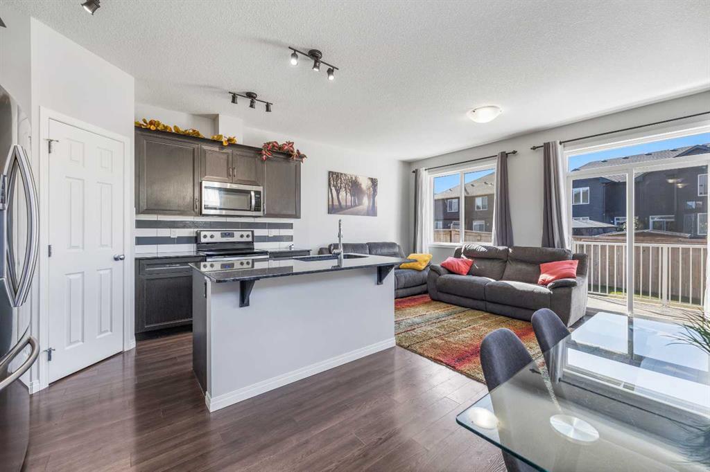 25 Legacy Glen Street SE