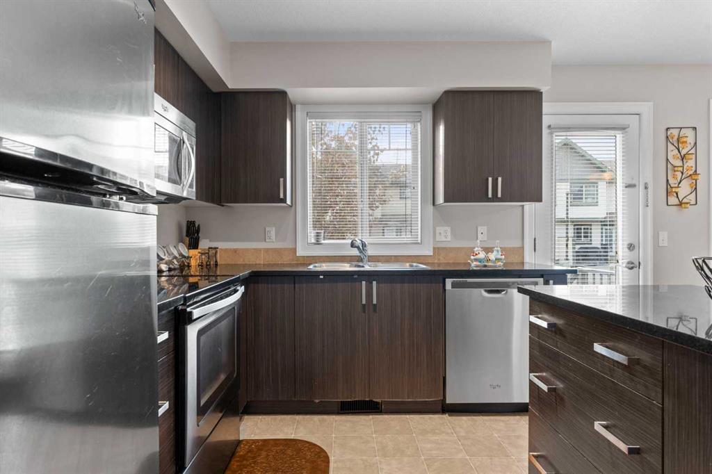 137 Copperpond Common SE