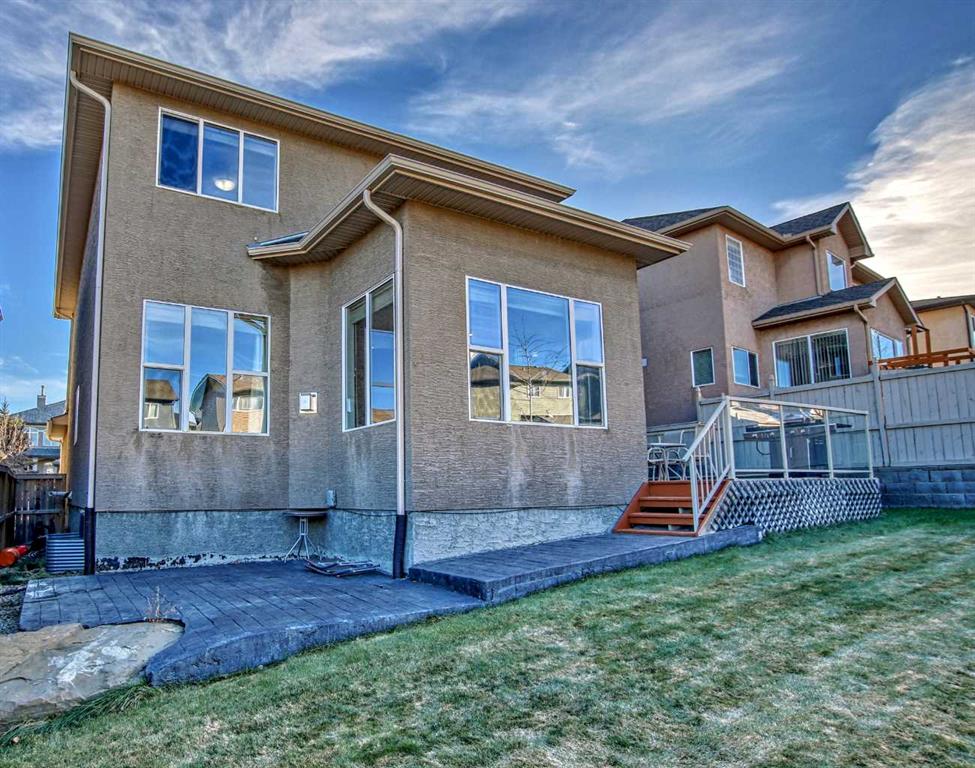 64 Panatella Manor NW