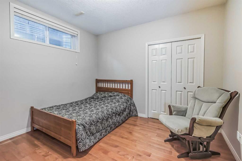 64 Panatella Manor NW