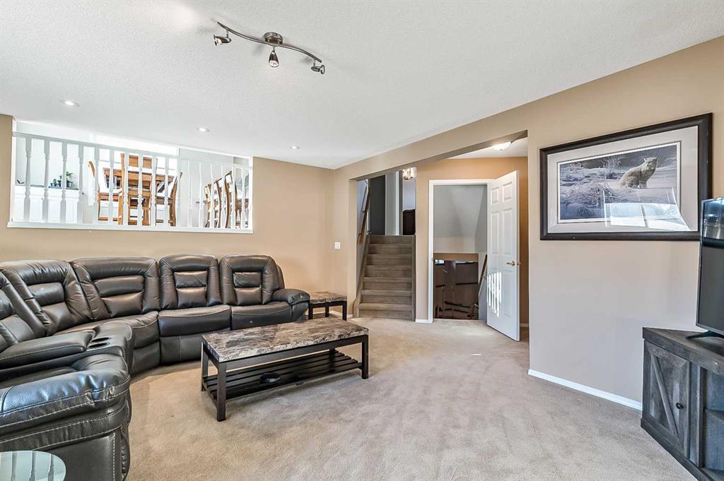 464 Cimarron Circle