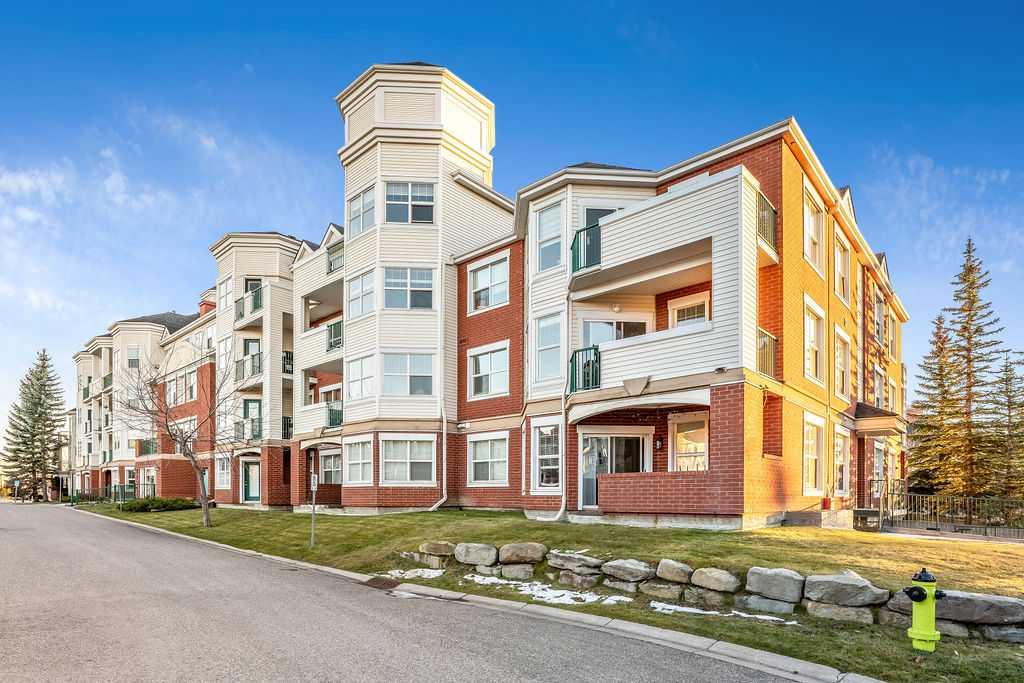 78 Prestwick Gardens SE, #202