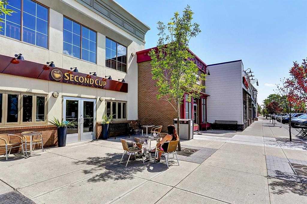 78 Prestwick Gardens SE, #202