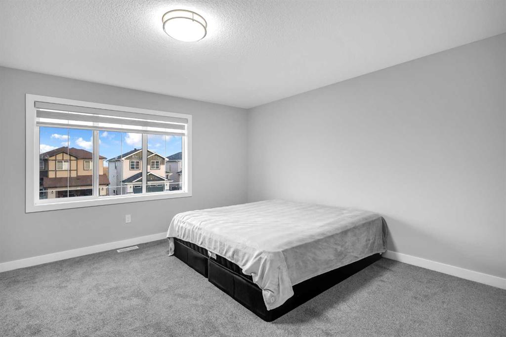 845 Edgefield Street NW