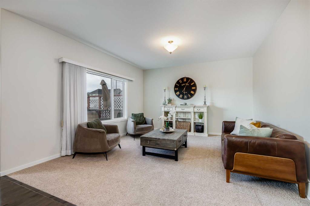 105 Kingsland Court SE