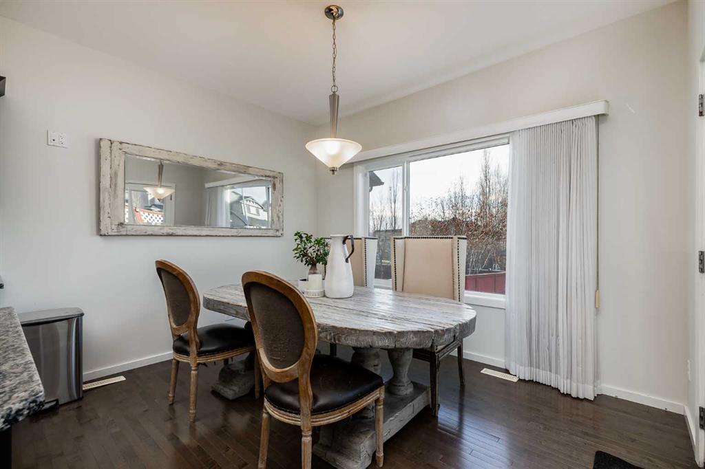 105 Kingsland Court SE