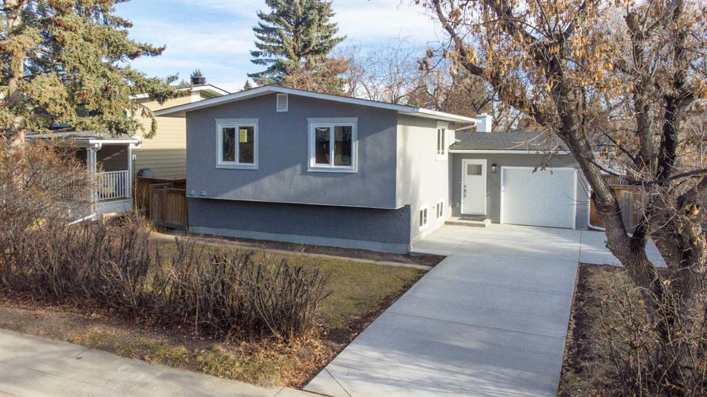 2924 Lathom Crescent SW