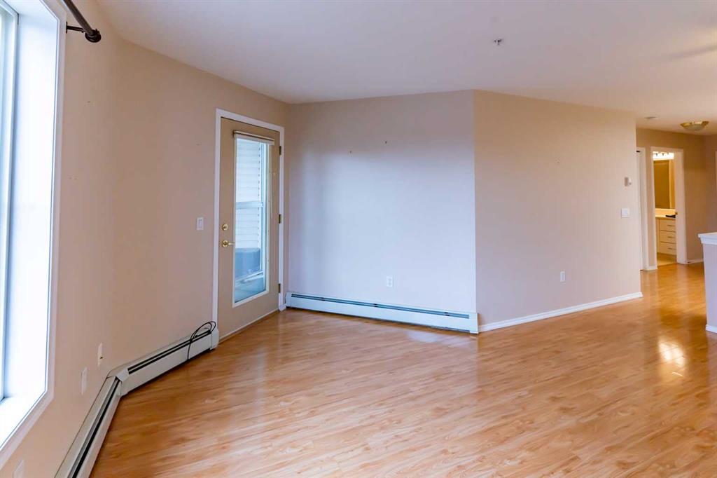 305 1 Avenue NW, #308