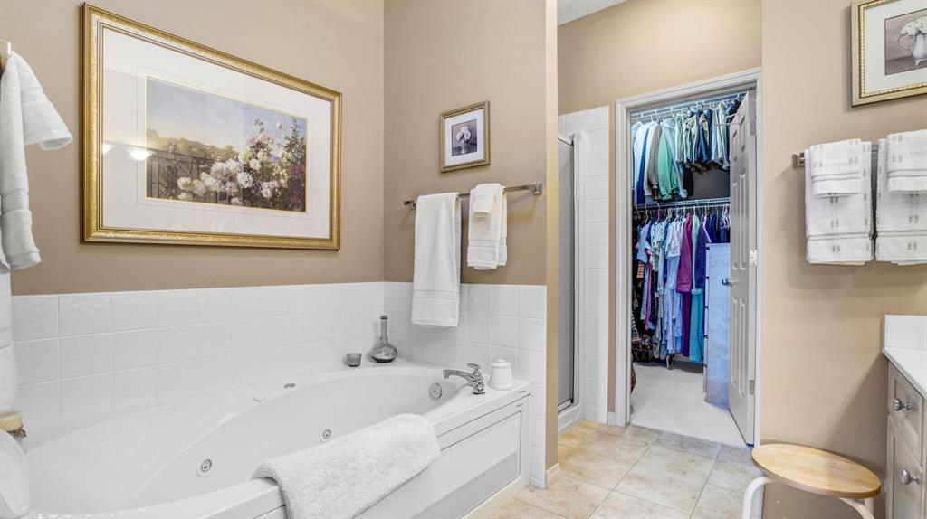 107 Invermere Close