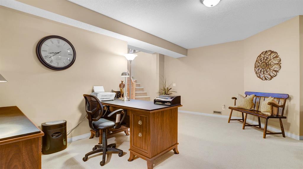 107 Invermere Close