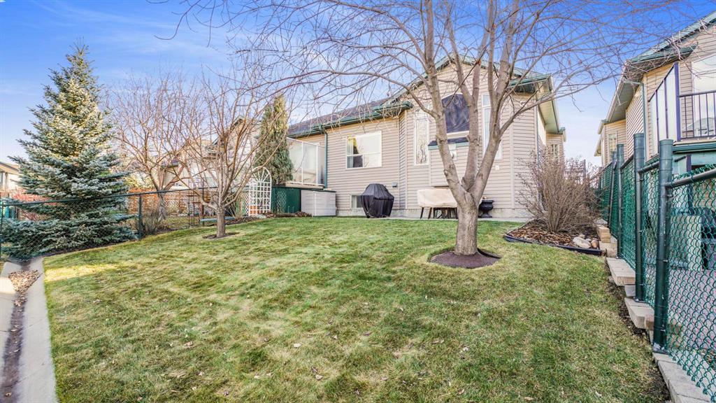 107 Invermere Close