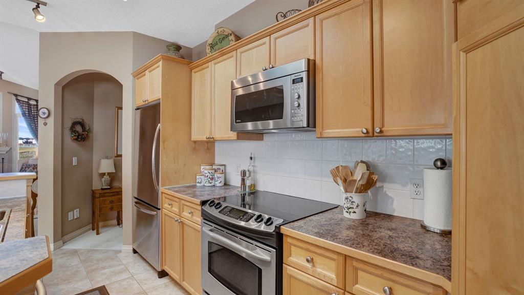107 Invermere Close