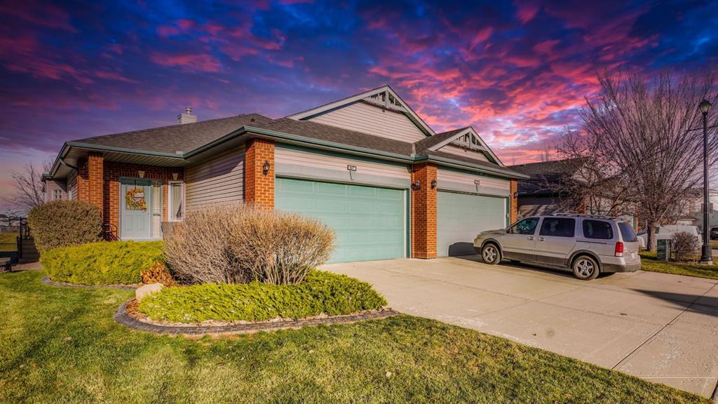 107 Invermere Close