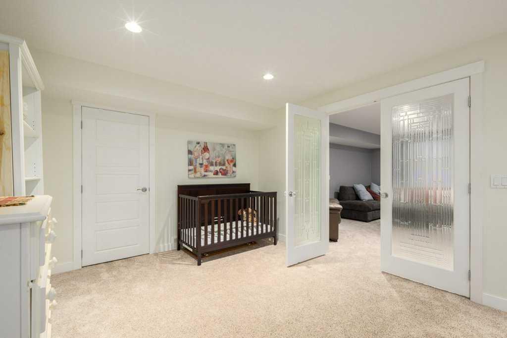 152 Sunset Manor
