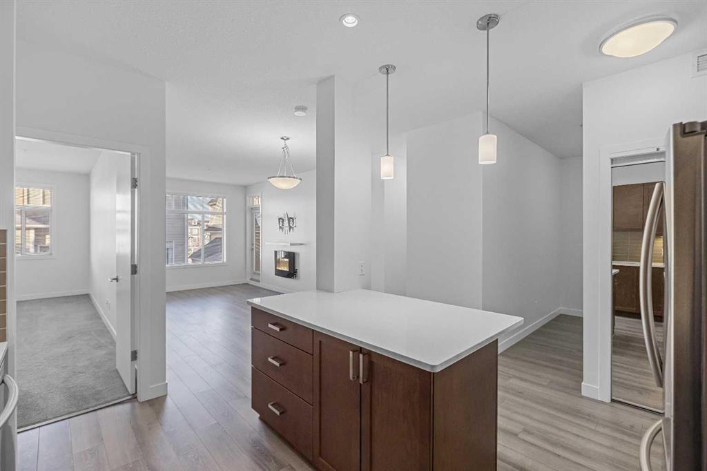 28 Auburn Bay Link SE, #205