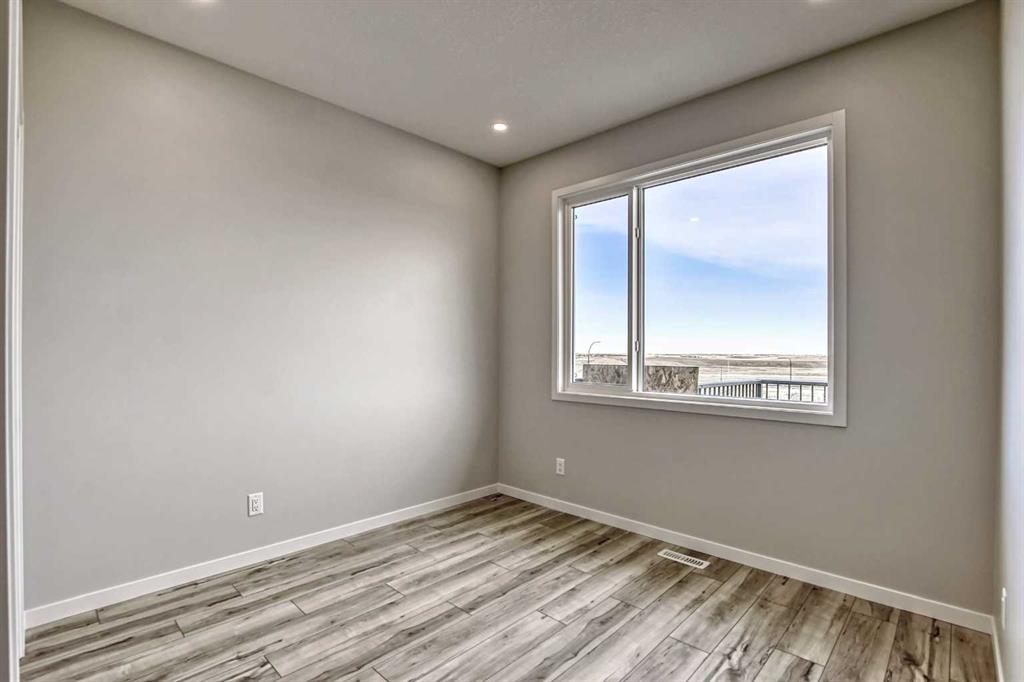 24 Edith Mews NW