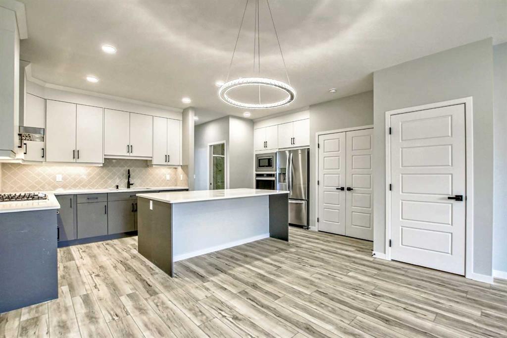 24 Edith Mews NW