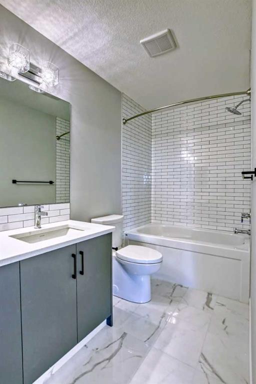 24 Edith Mews NW