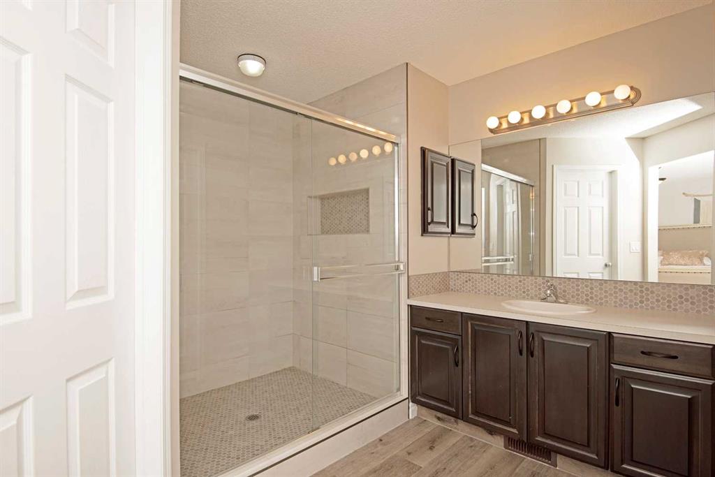72 Prestwick Manor SE