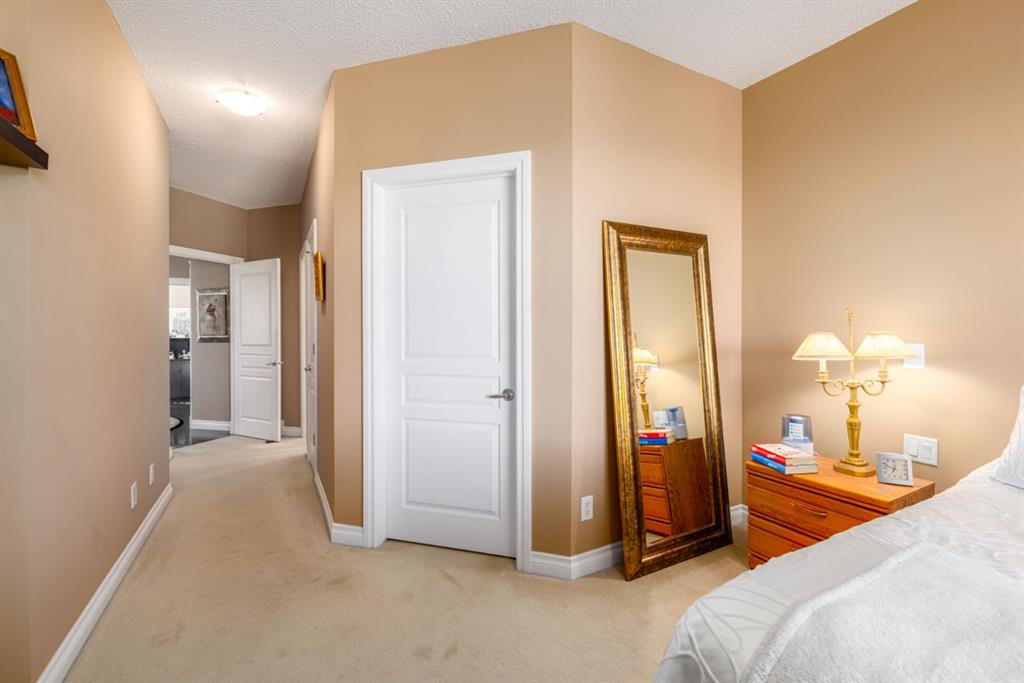 1000 Glenhaven Way, #107