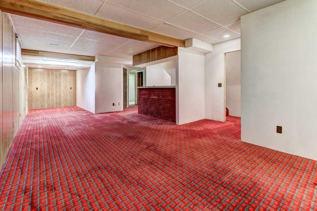 60 Beddington Drive NE