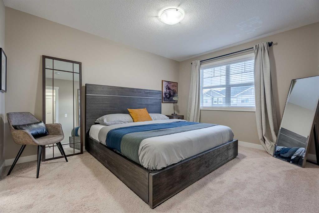735 Skyview Ranch Grove NE