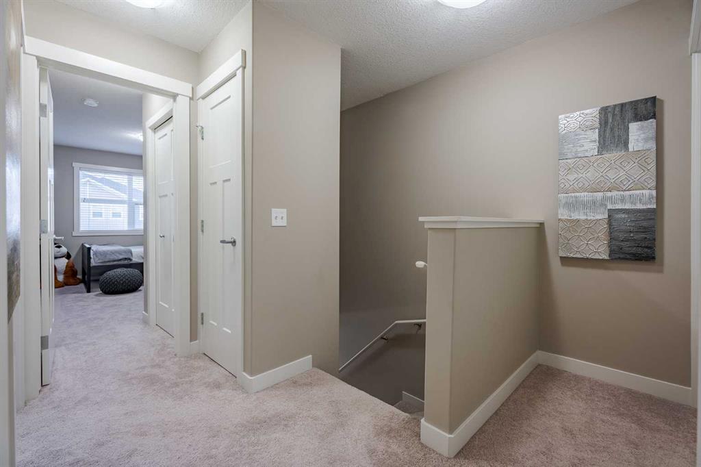 735 Skyview Ranch Grove NE