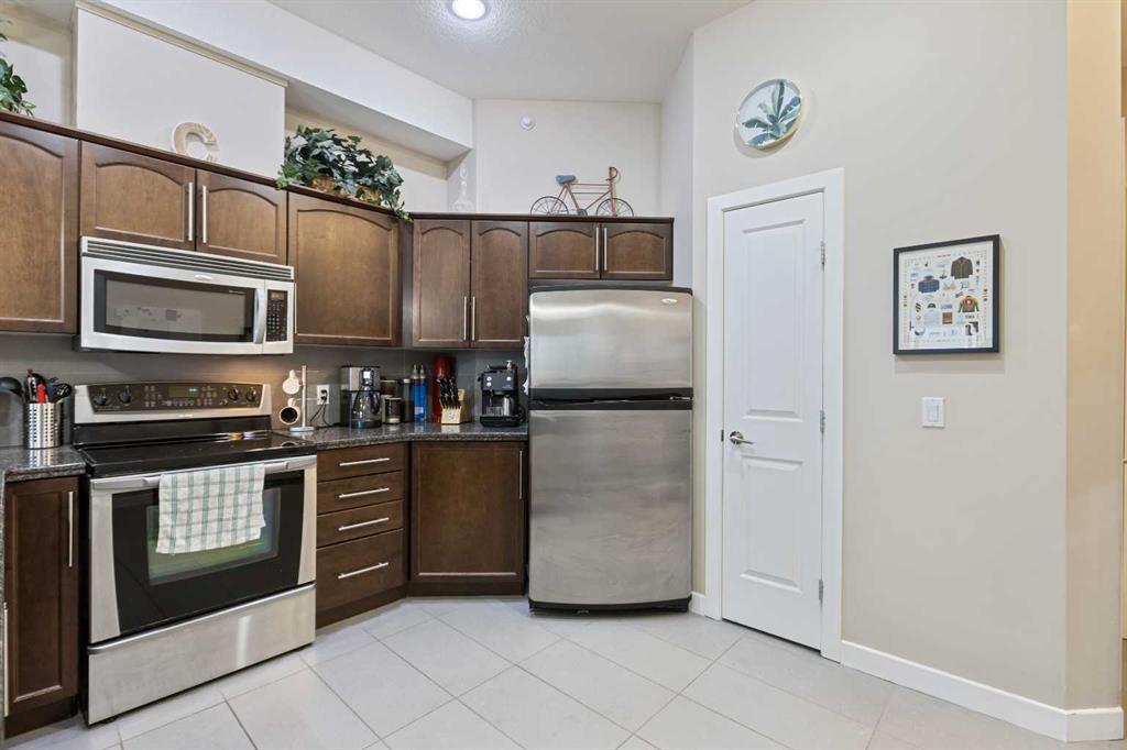 488 7 Avenue NE, #407