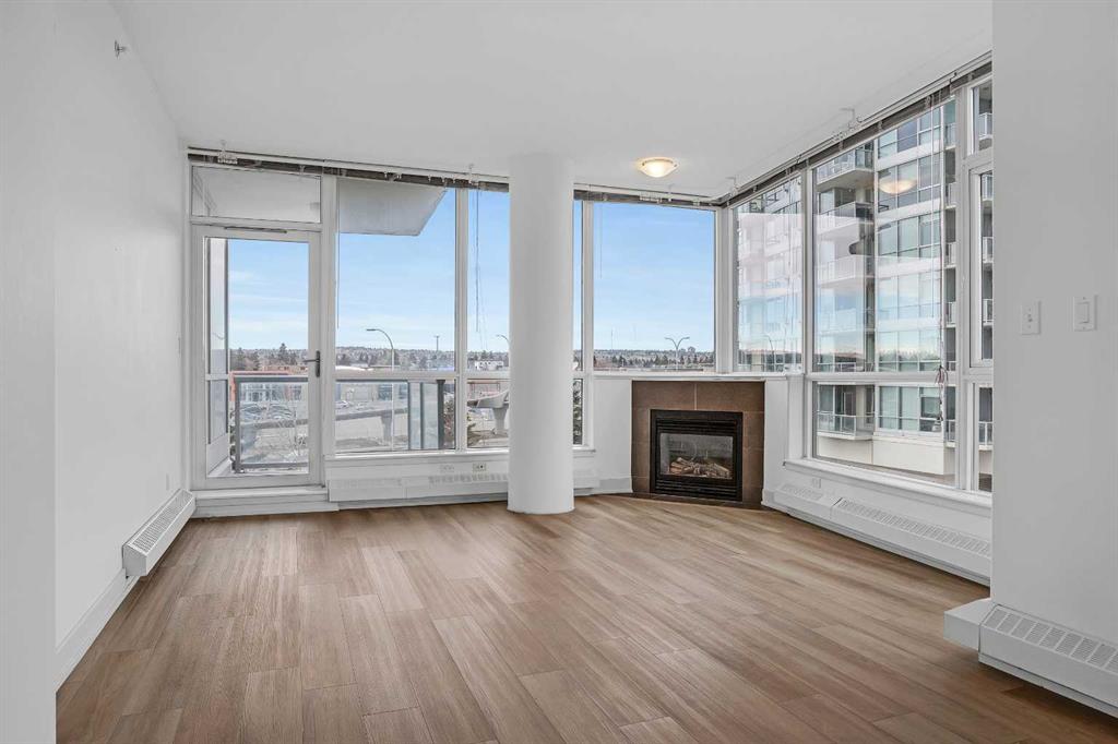 77 Spruce Place SW, #406
