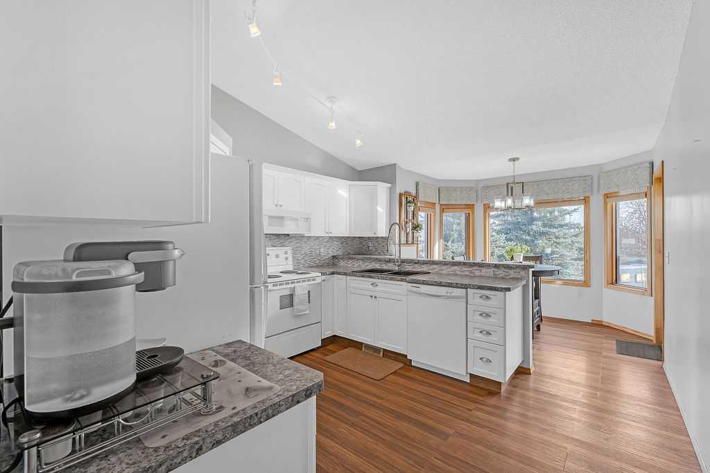 535 Sheep River Close