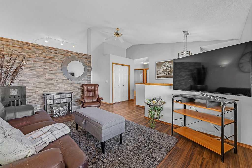 535 Sheep River Close