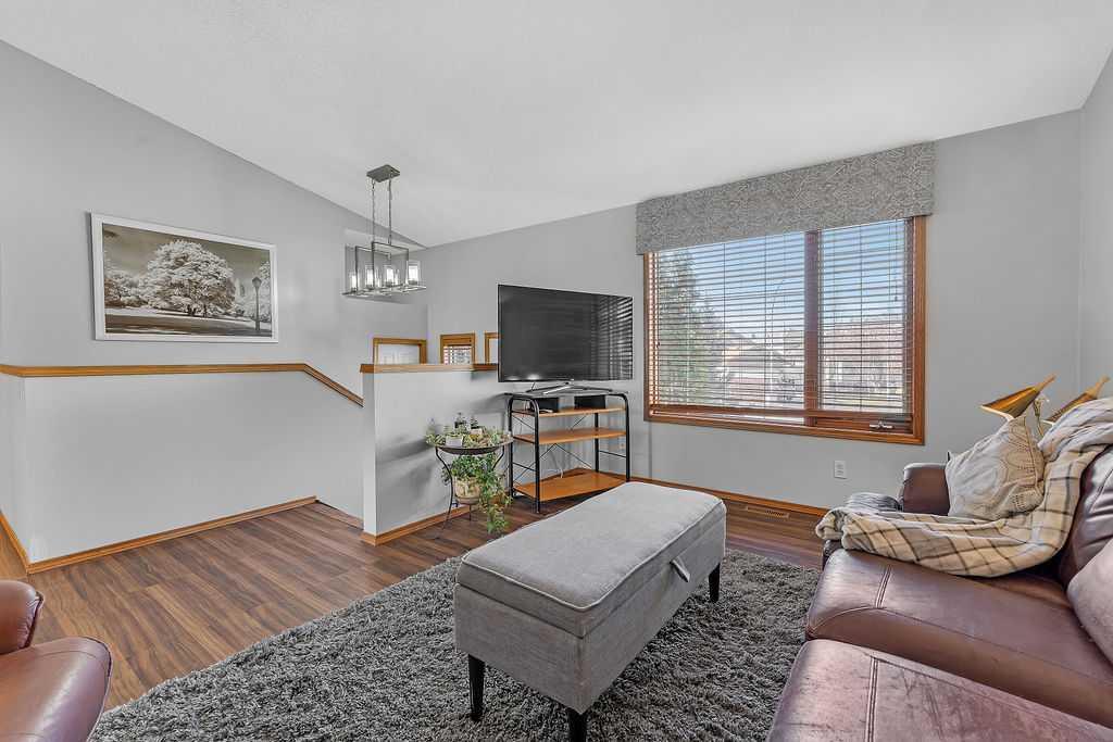 535 Sheep River Close