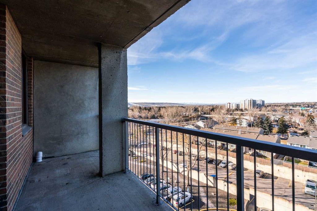 4944 Dalton Drive NW, #809