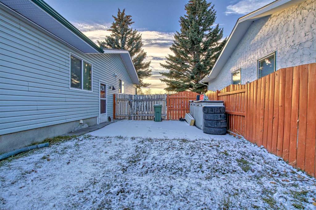 13 Welch Crescent