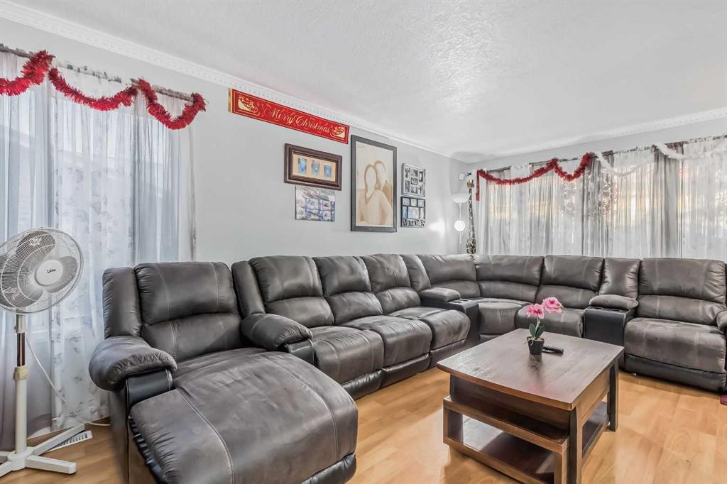 13 Welch Crescent