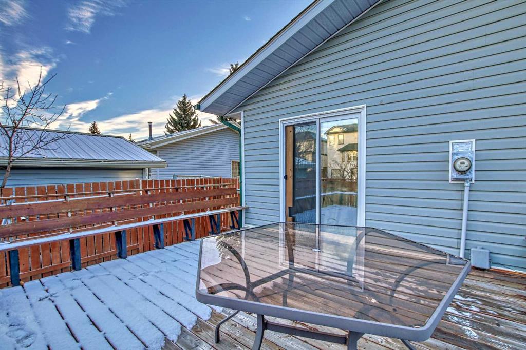 13 Welch Crescent