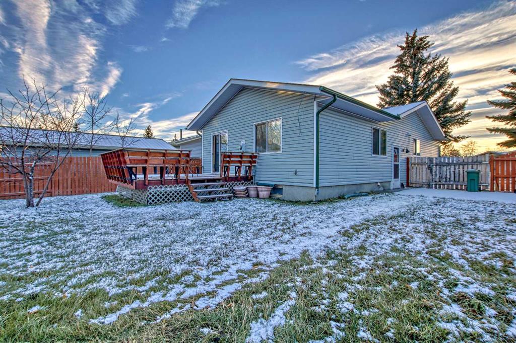13 Welch Crescent
