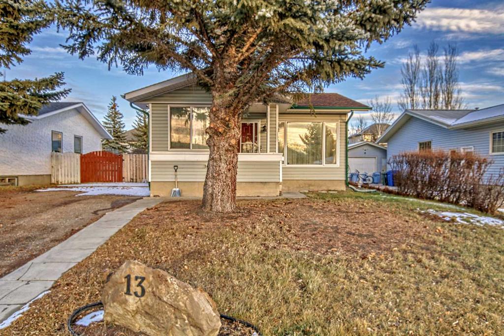 13 Welch Crescent