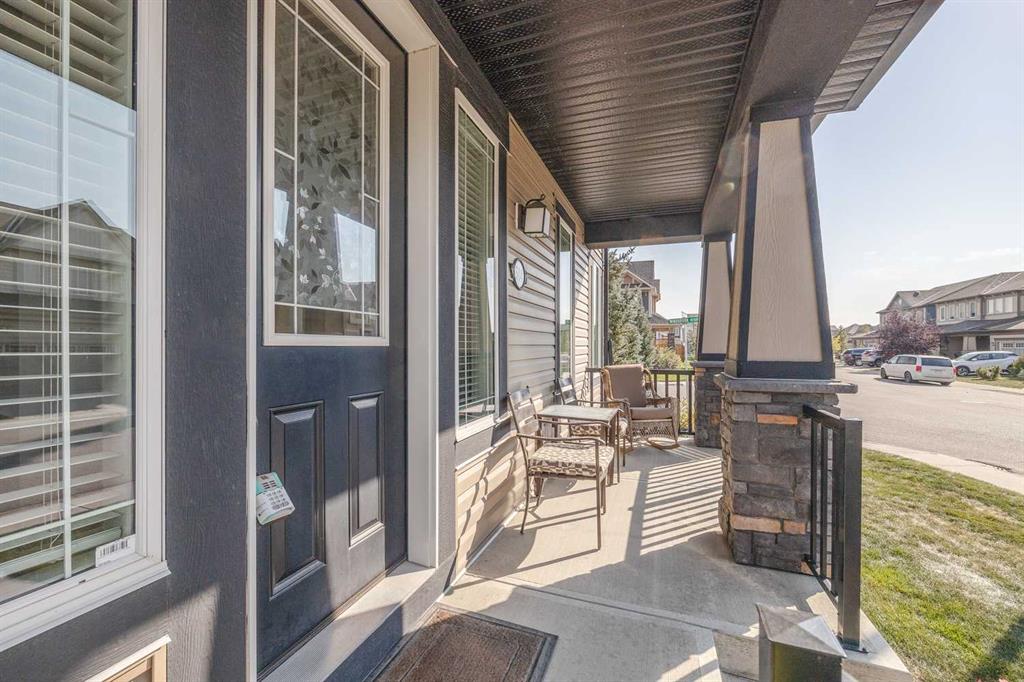 504 Windbrook Heights SW