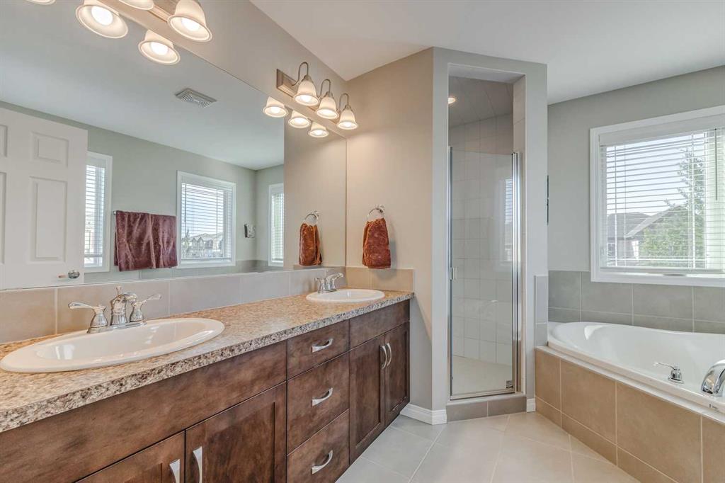 504 Windbrook Heights SW