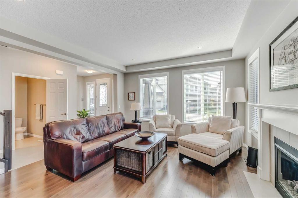 504 Windbrook Heights SW