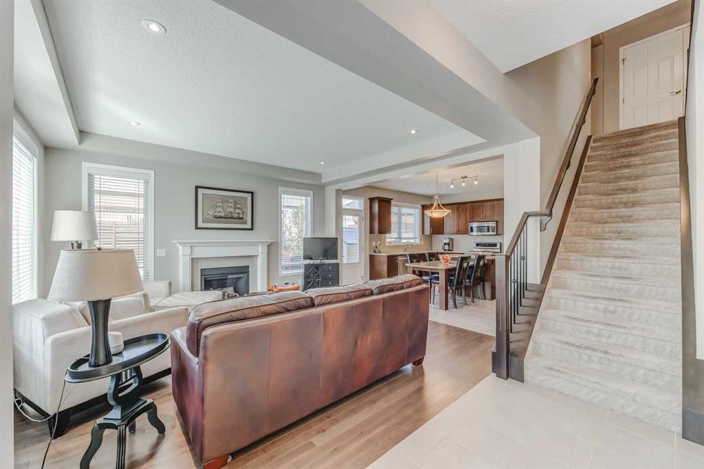 504 Windbrook Heights SW