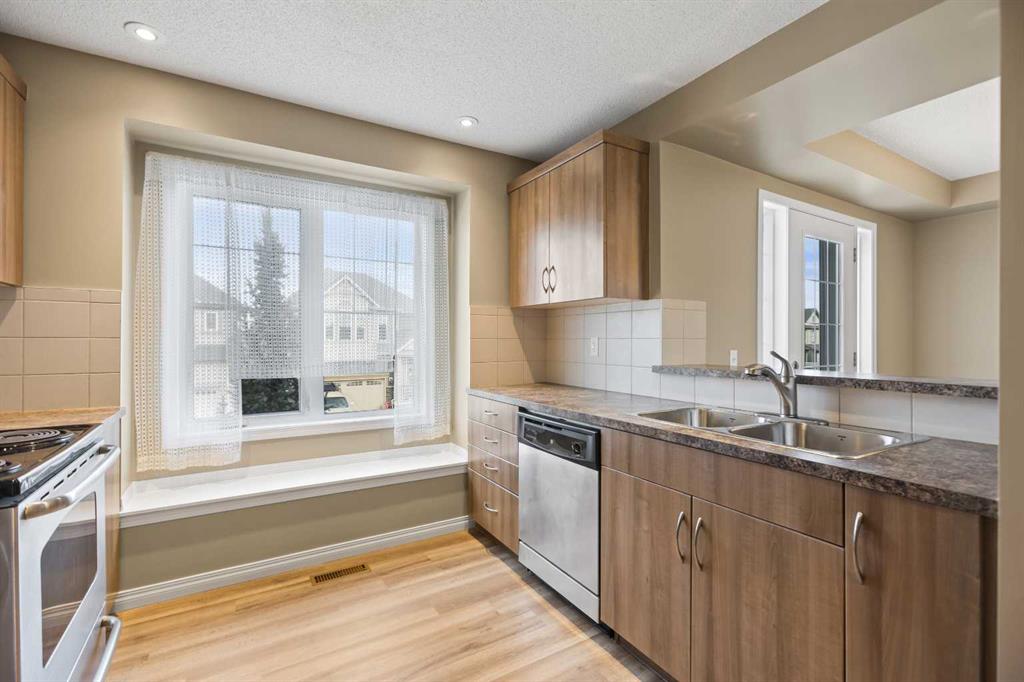 145 Windstone Avenue SW
