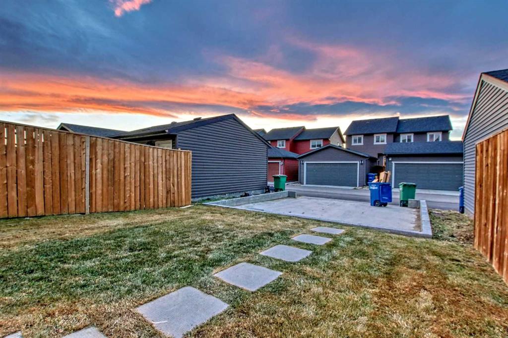 145 Highview Gate SE