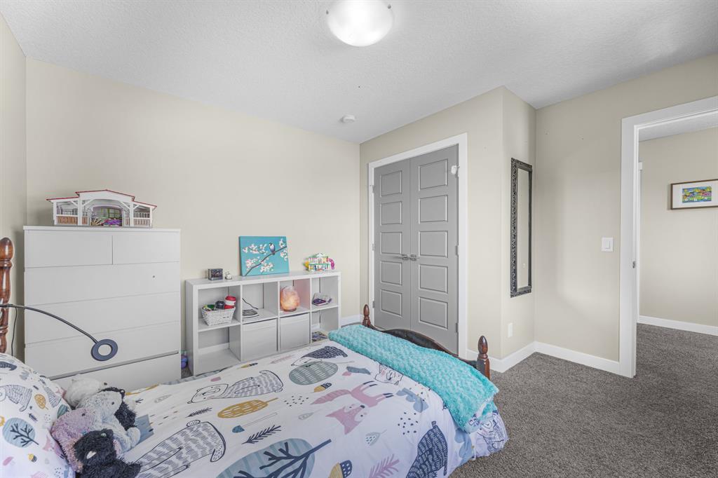31 Lakewood Mews
