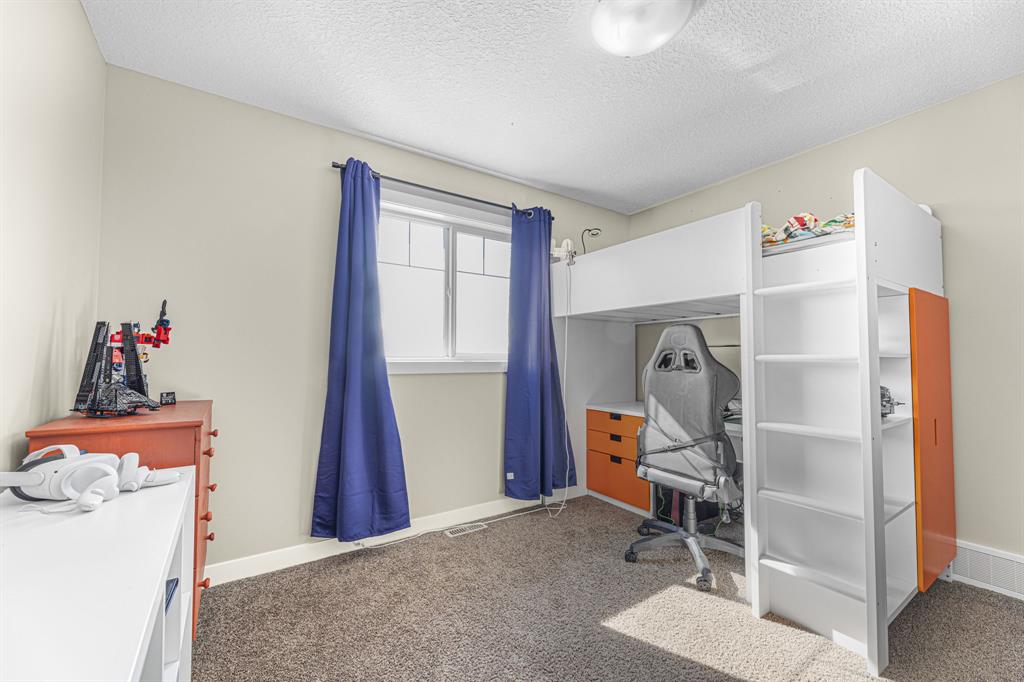 31 Lakewood Mews